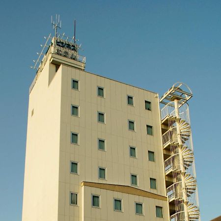 Business Hotel Chateau Est Takamacu Kültér fotó
